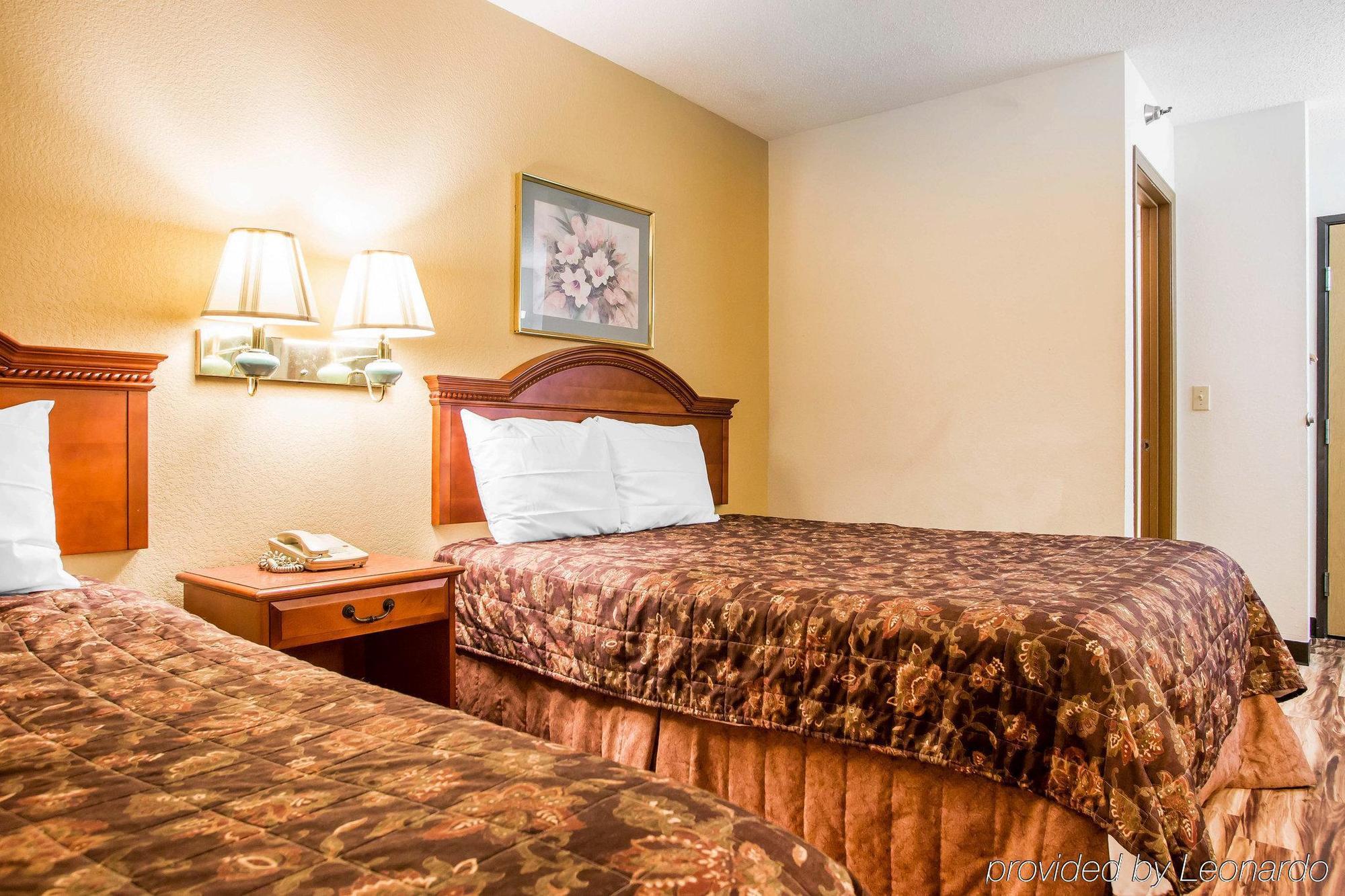 Red Lion Inn & Suites Caseyville Luaran gambar